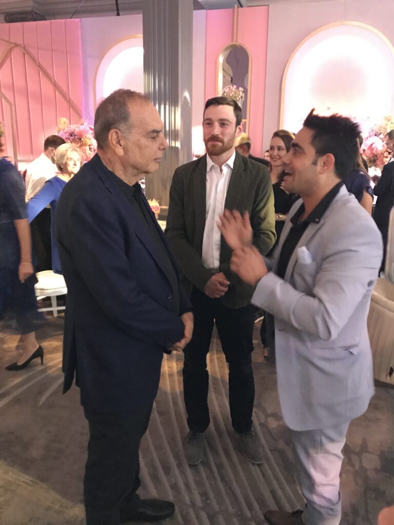מרום מור, אברהם גרנט